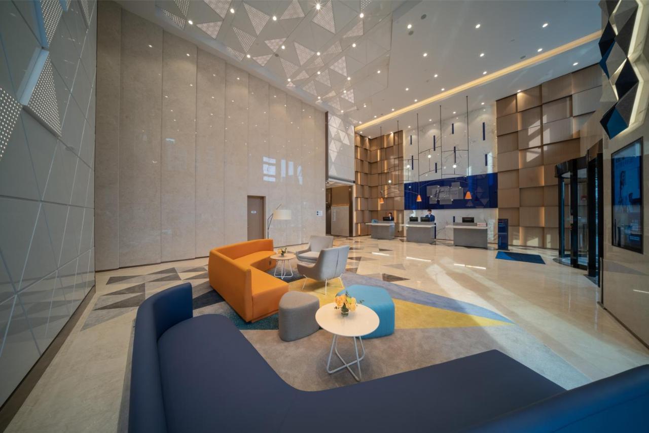 Holiday Inn Express Shanghai Huijin By Ihg Exteriör bild