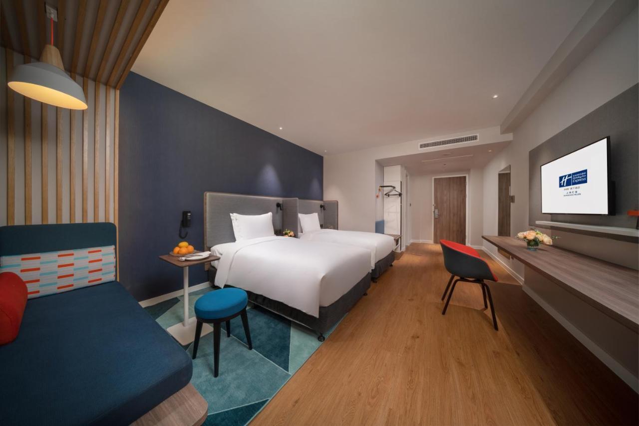 Holiday Inn Express Shanghai Huijin By Ihg Exteriör bild