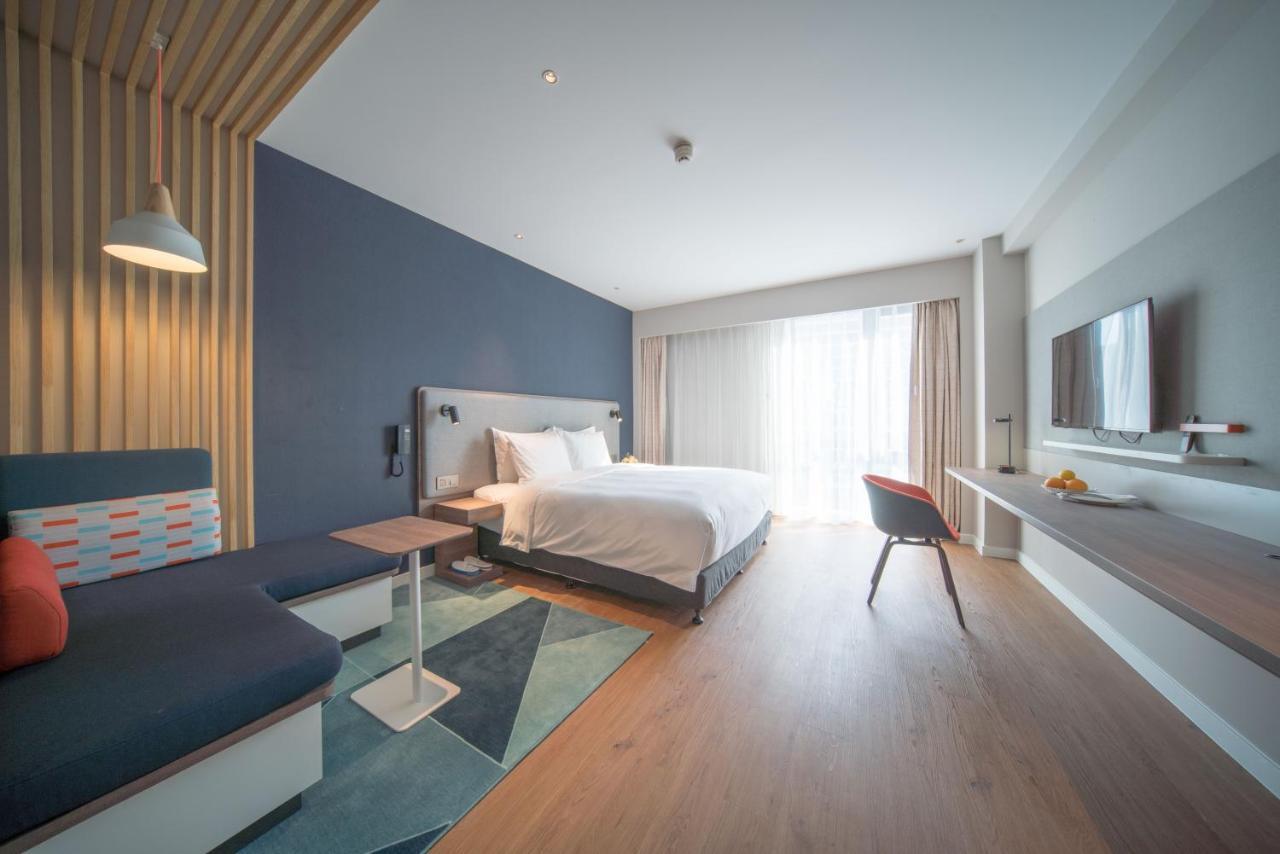 Holiday Inn Express Shanghai Huijin By Ihg Exteriör bild