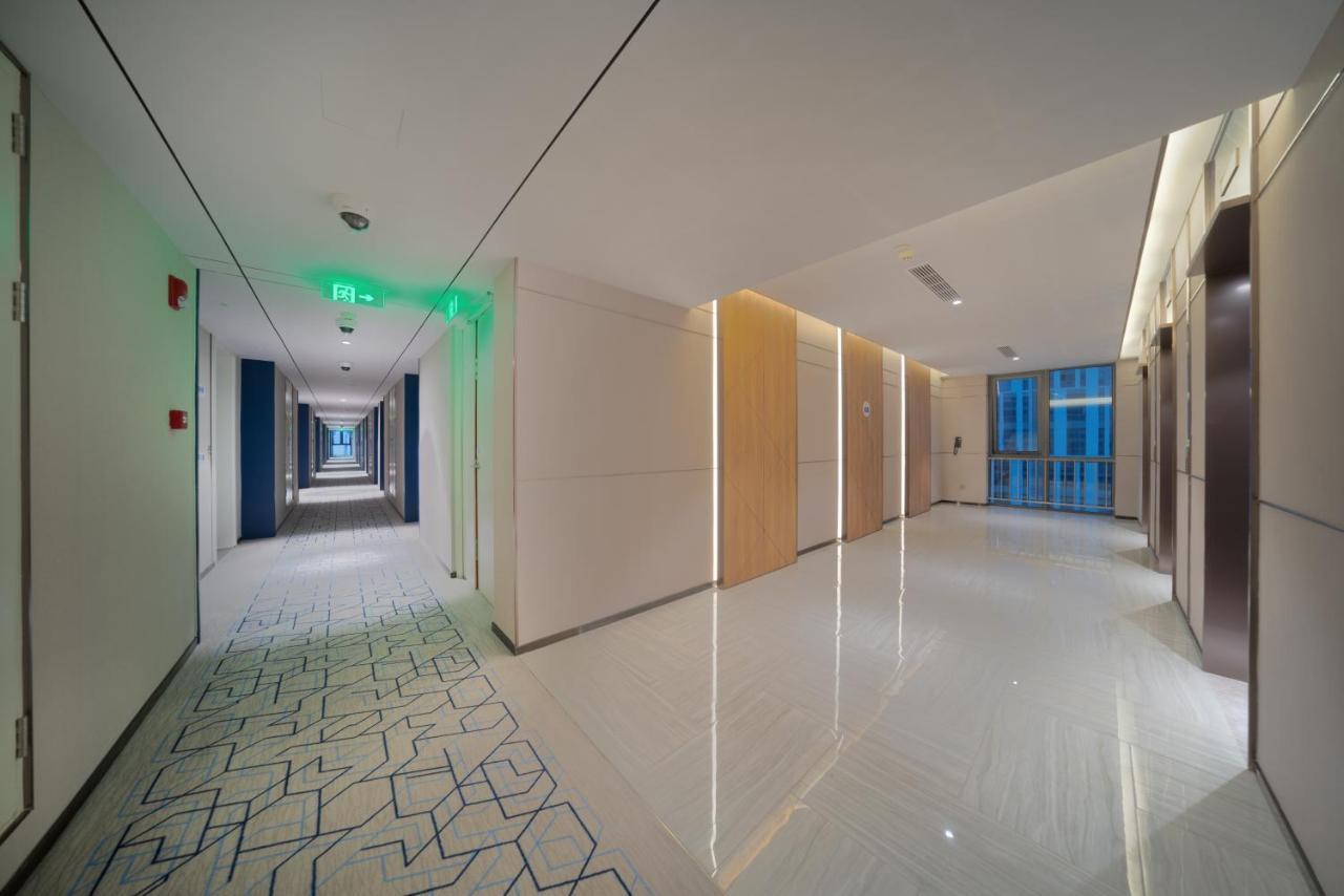 Holiday Inn Express Shanghai Huijin By Ihg Exteriör bild